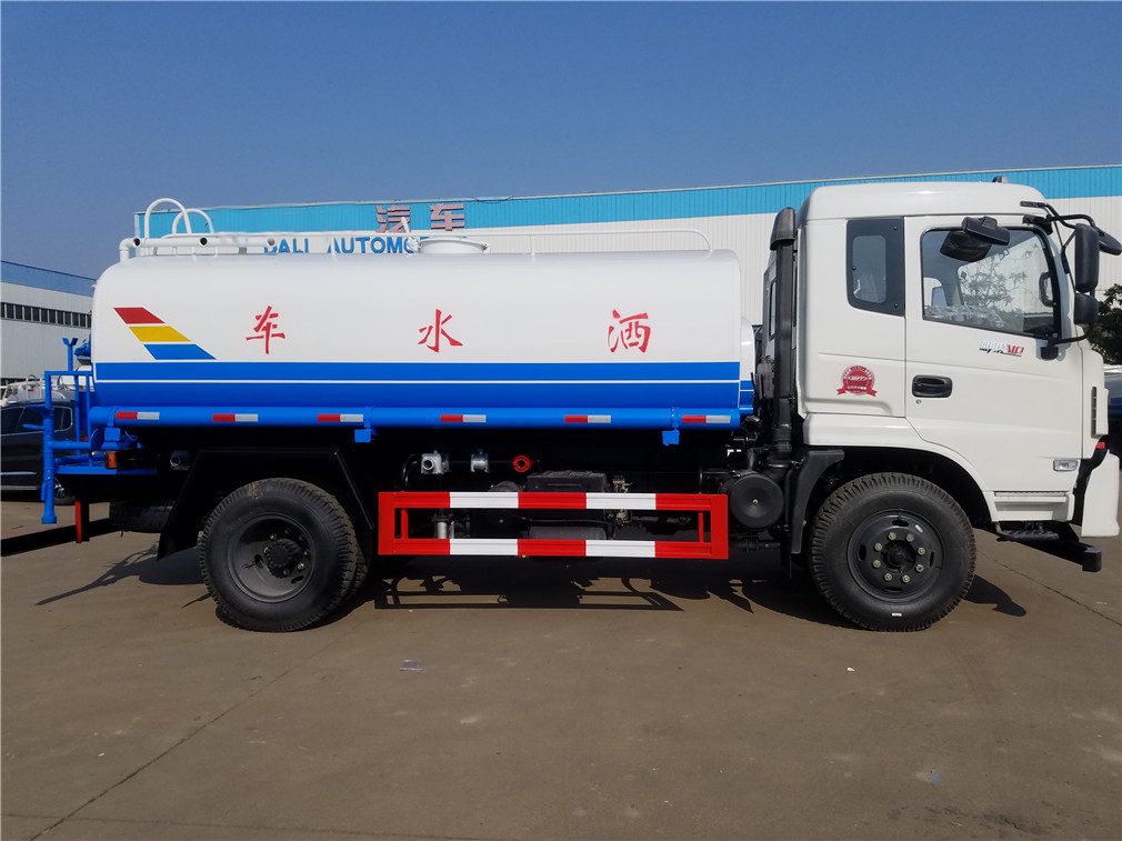 東風御虎（12方）CLW5161GPST5型綠化噴灑車