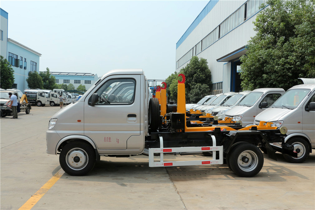 長安4方車廂可卸式垃圾車
