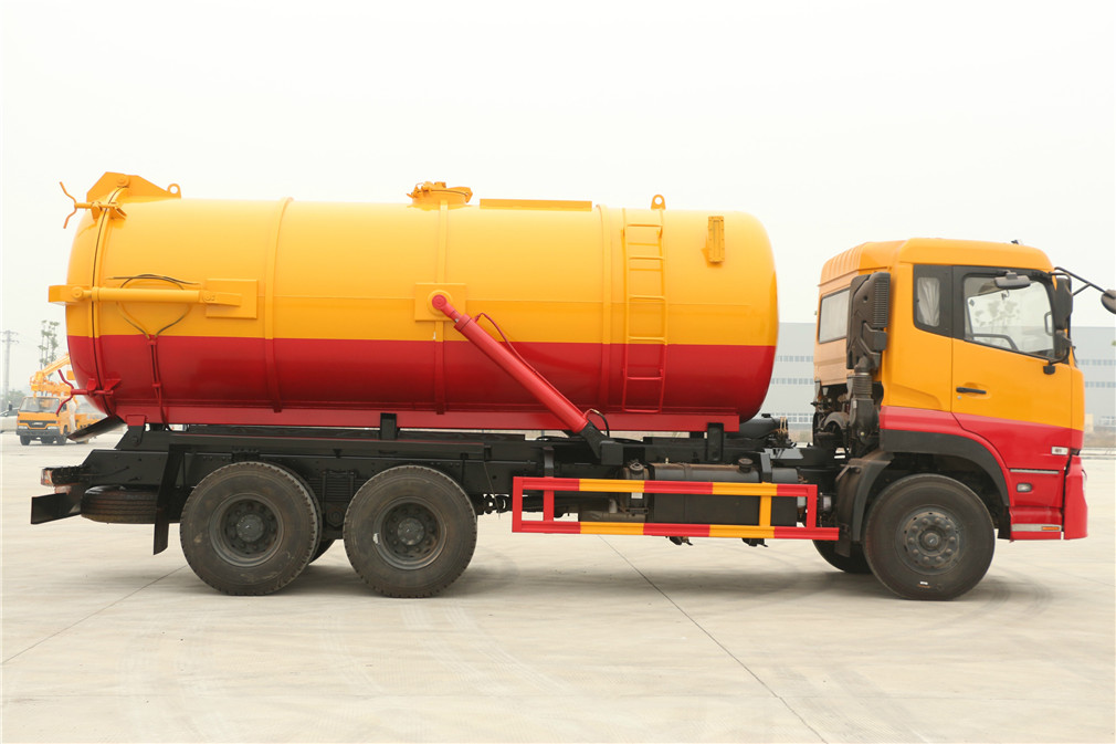 東風天龍18方吸污車