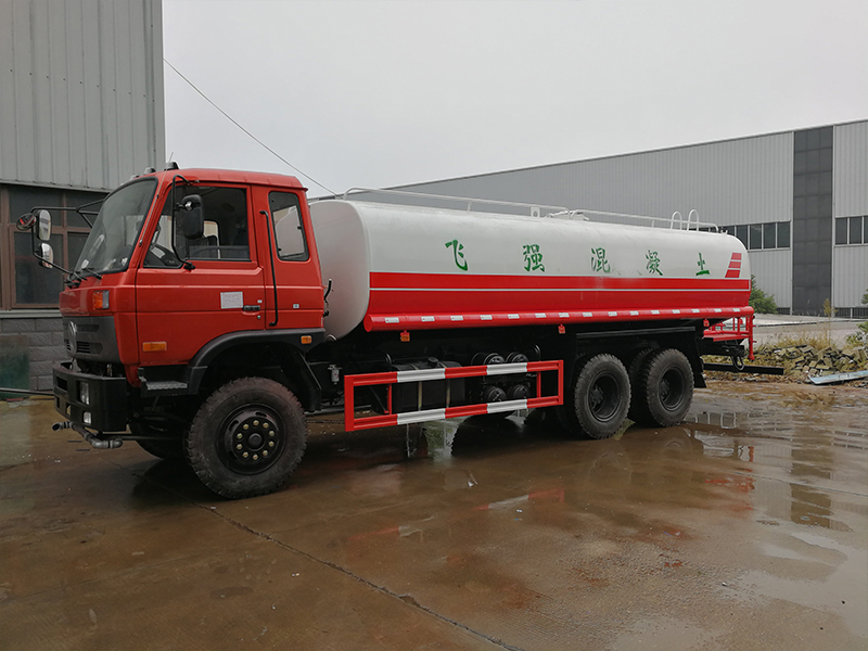 東風后八輪老款（20方）綠化噴灑車