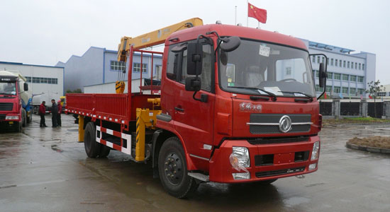 8噸隨車吊多少錢 8噸吊機(jī)什么牌子好 隨車吊價格