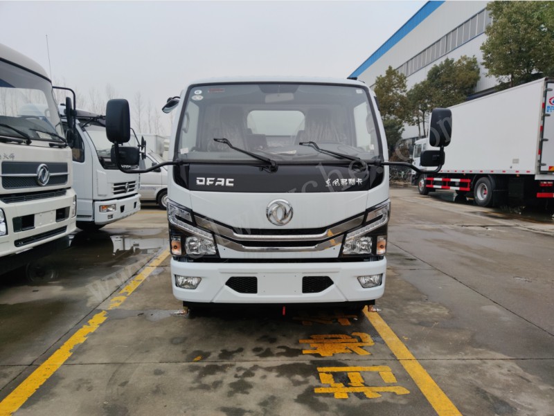 東風多利卡4方護欄清洗車價格 國六護欄清洗車廠家報價