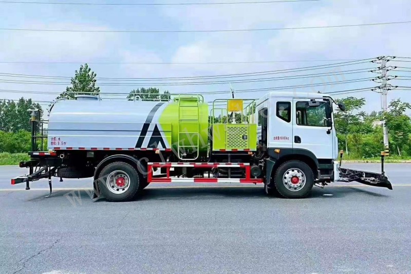 10方路面清洗車價格 東風(fēng)D9型10方路面清洗車廠家報(bào)價