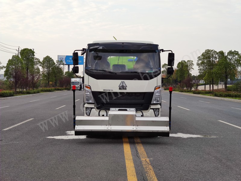 重汽豪沃10方路面清洗車價格 廠家 報價 國六路面清洗車