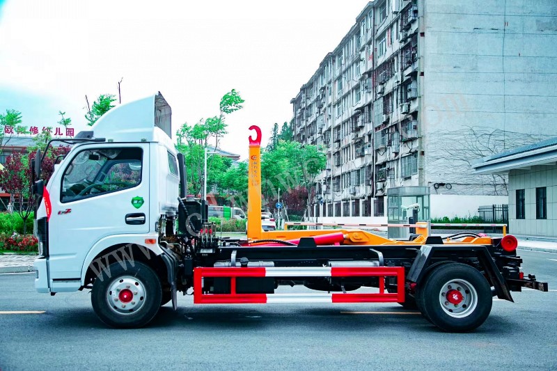 6方勾臂垃圾車價(jià)格 東風(fēng)大多利卡勾臂垃圾車報(bào)價(jià) 國六勾臂垃圾車廠家