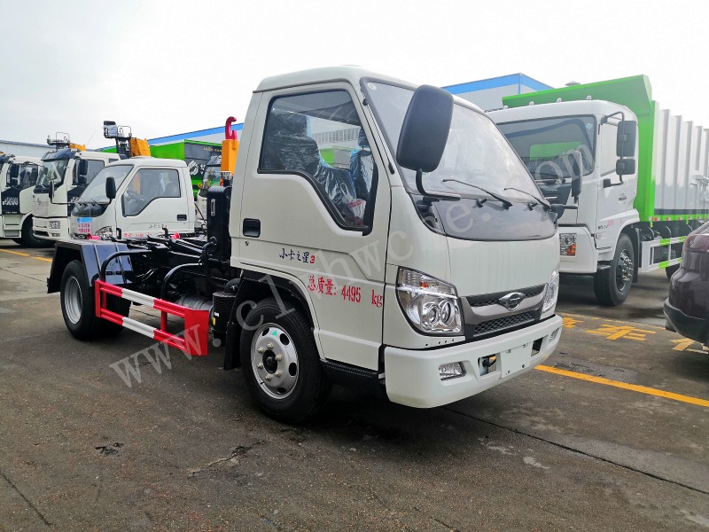 3-4方勾臂垃圾車(chē)價(jià)格  福田勾臂垃圾車(chē)廠(chǎng)家 藍(lán)牌勾臂垃圾車(chē)報(bào)價(jià)