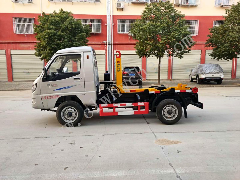 唐駿3方勾臂垃圾車報價 藍牌勾臂垃圾車價格 國六汽油勾臂垃圾車廠家