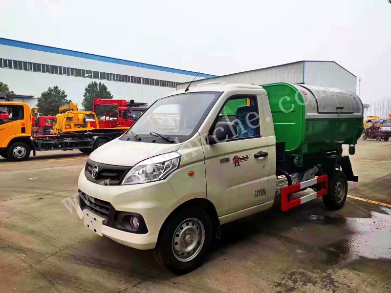 福田3方勾臂垃圾車(chē)報(bào)價(jià) 福田祥菱勾臂垃圾車(chē)價(jià)格  藍(lán)牌汽油勾臂垃圾車(chē)廠(chǎng)家