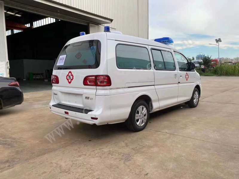 東風風行轉運型救護車