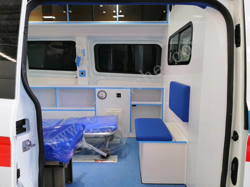 福特V362泰格頂監護型救護車
