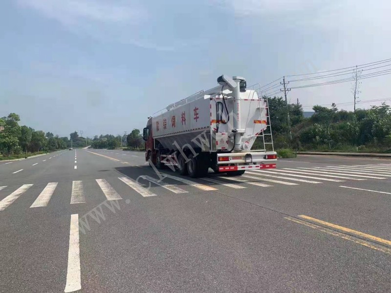 歐曼前四后八40方散裝飼料運輸車  價格  報價 廠家