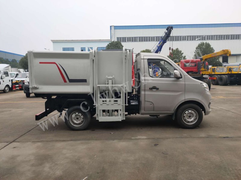 3方掛桶垃圾車價格 長安3-4方掛桶垃圾車報價 長安掛桶垃圾車廠家