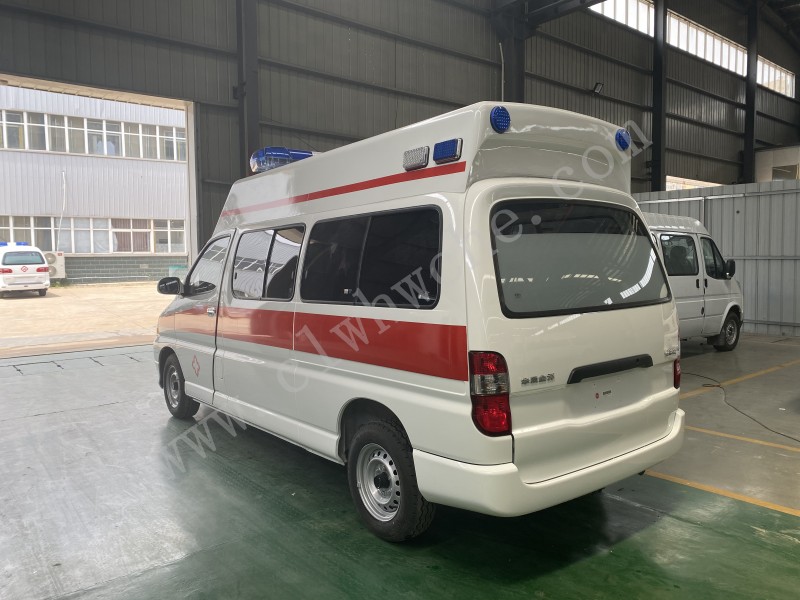 金杯新快運高頂轉運型救護車