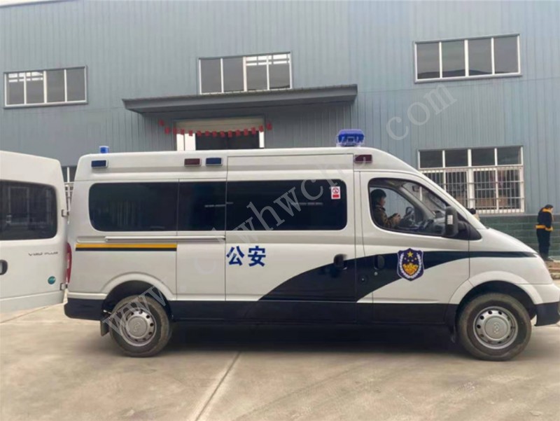 上汽大通V80長軸中頂12座公安囚車