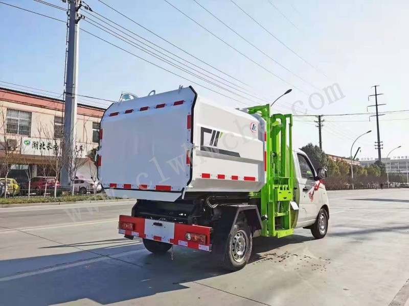 4方掛桶垃圾車價格 福田祥菱4方掛桶垃圾車廠家 福田掛桶垃圾車報價