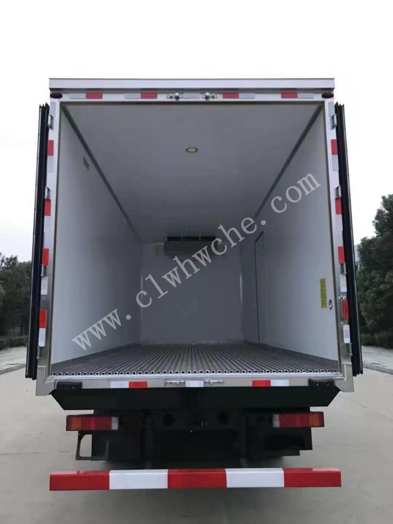 解放J6L型6.8米冷藏車 冷藏車價格 大型冷藏車廠家報價